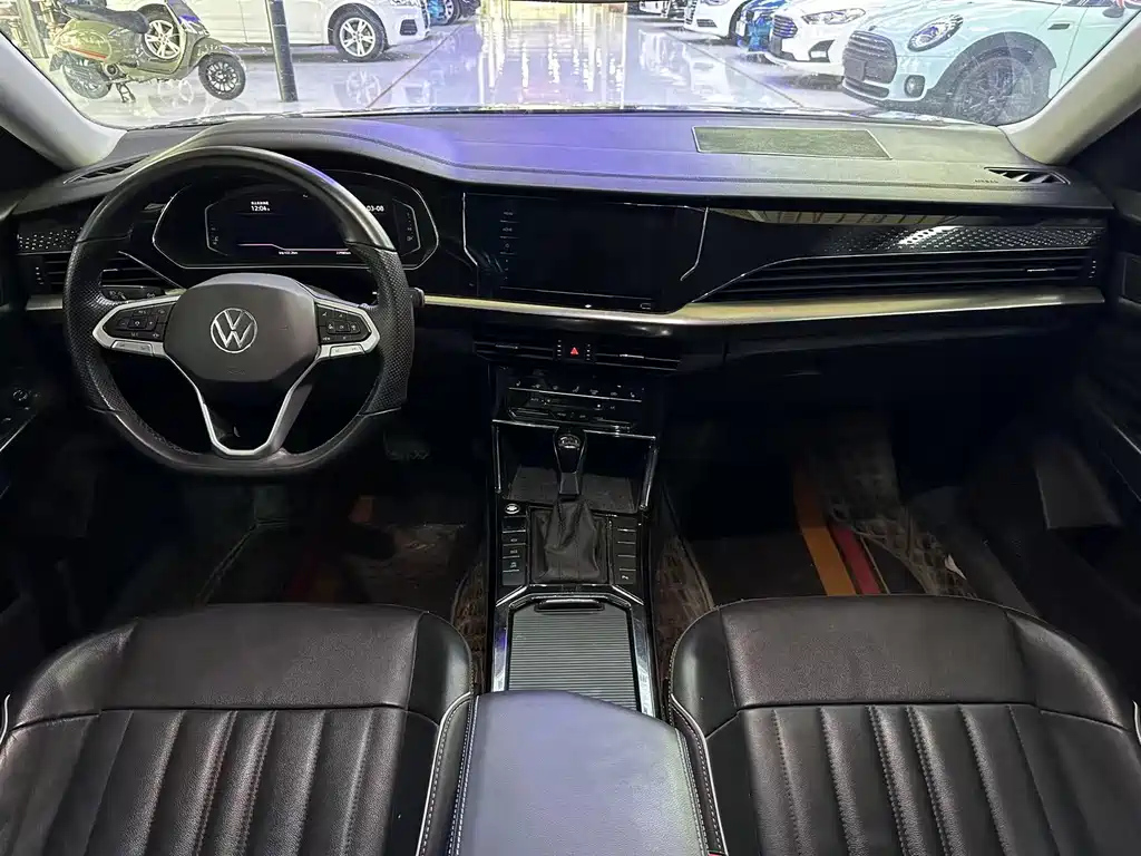 VOLKSWAGEN PASSAT 2022