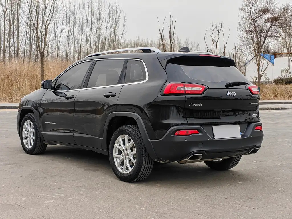 JEEP CHEROKEE 2017