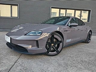 Заказать PORSCHE TAYCAN