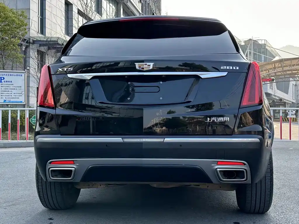 CADILLAC XT5 2020