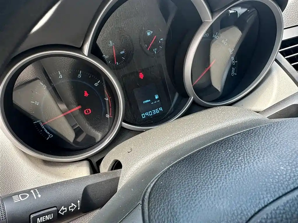 CHEVROLET CRUZE 2012