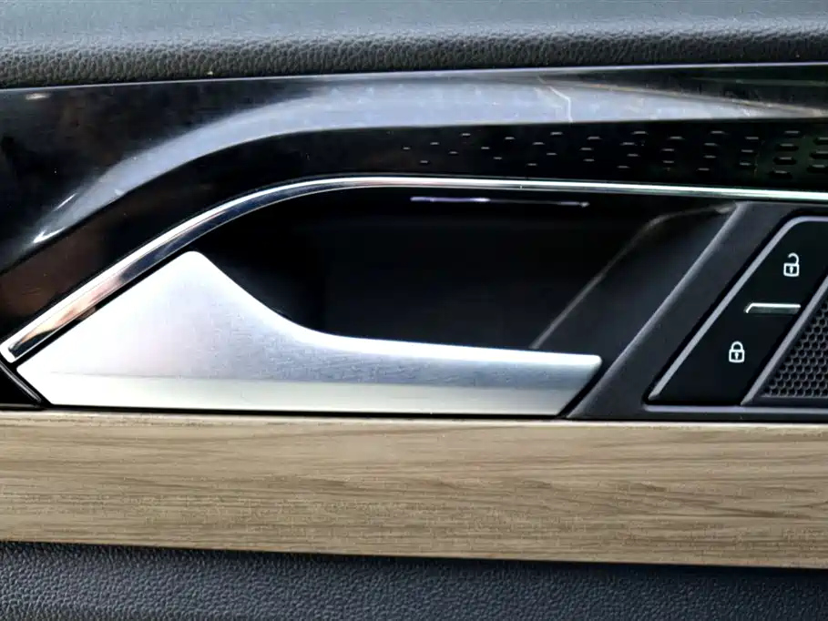 VOLKSWAGEN PASSAT 2021