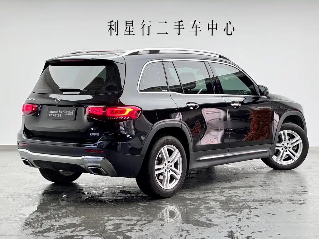 MERCEDES BENZ GLB 2021