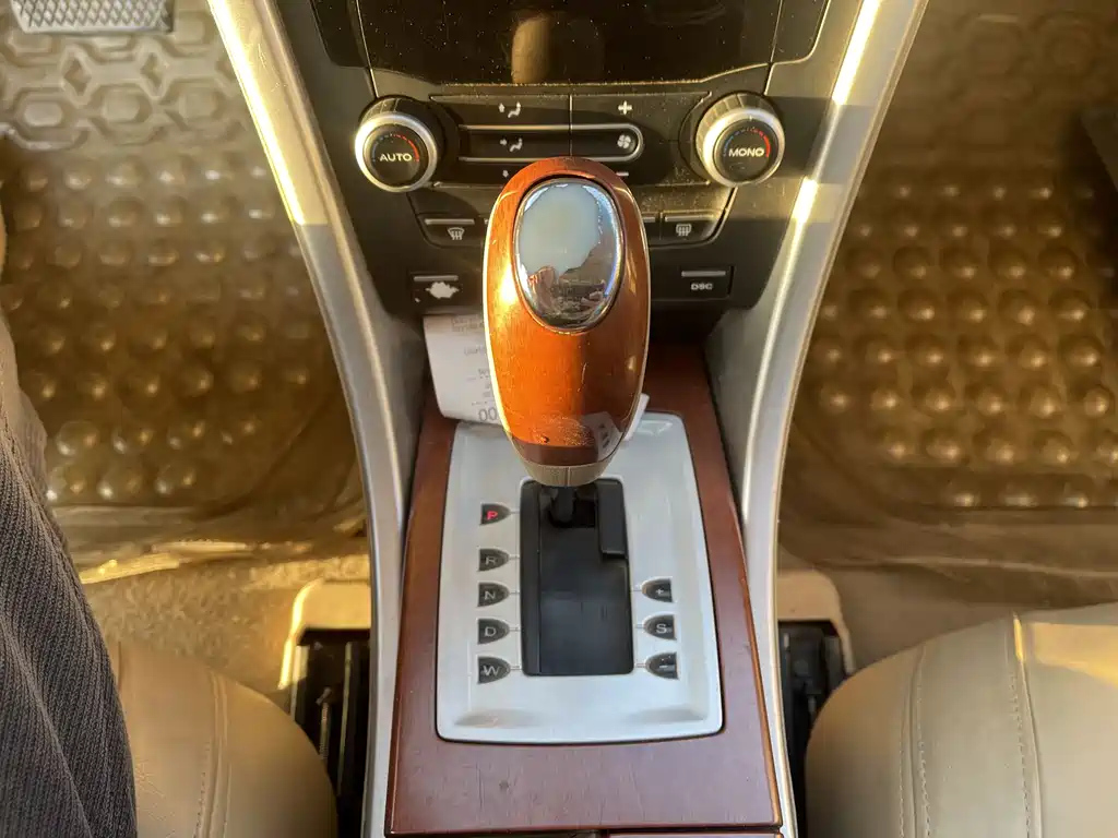ROEWE 550 2009