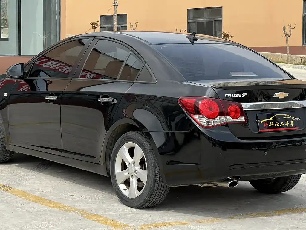 CHEVROLET CRUZE 2013