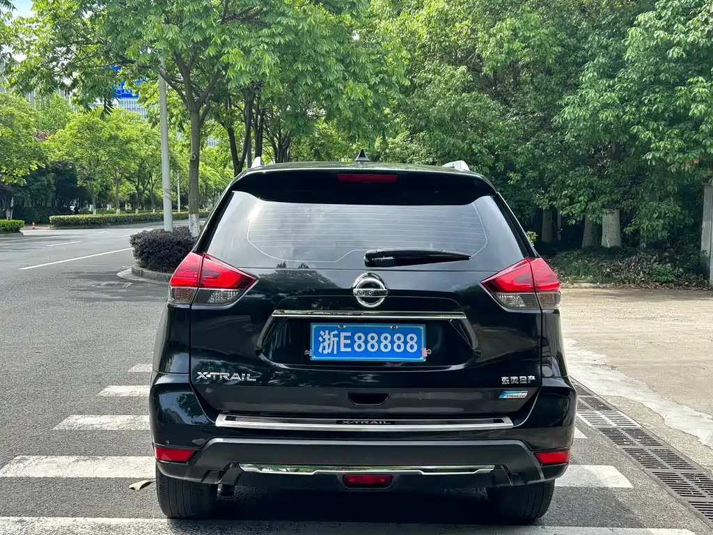 NISSAN X-TRAIL 2017