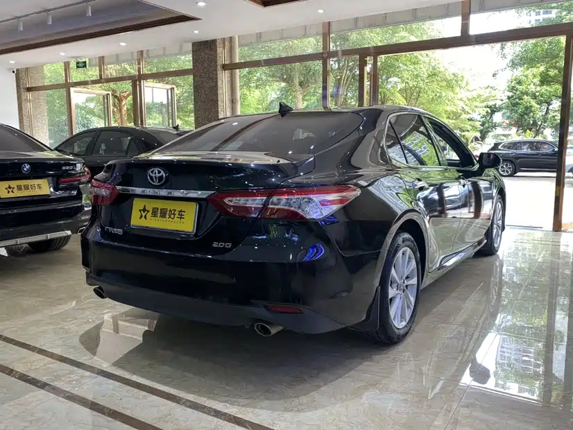 TOYOTA CAMRY 2022