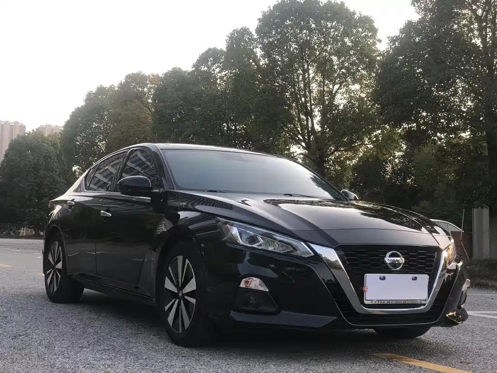NISSAN TEANA 2021