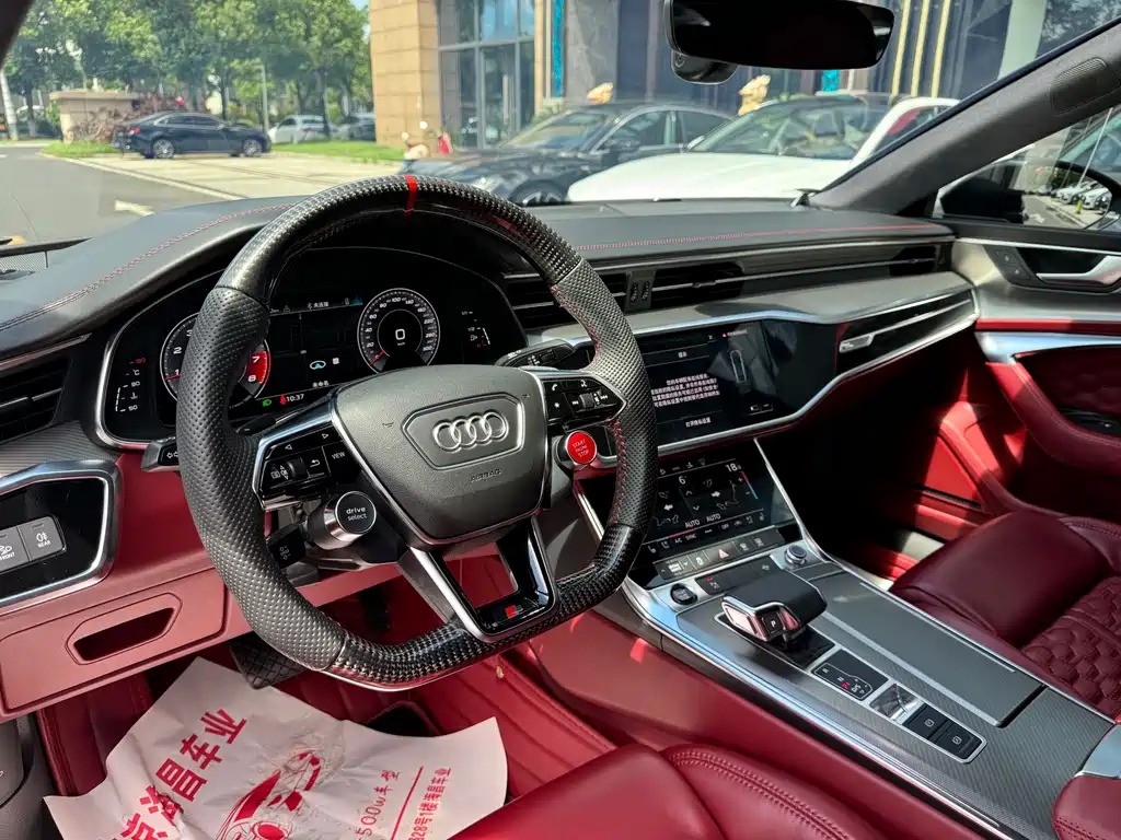 AUDI A7 2021