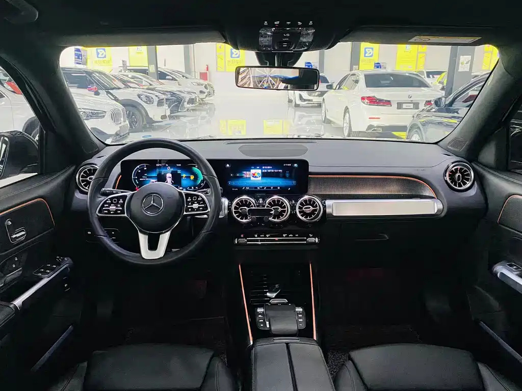 MERCEDES BENZ GLB 2020
