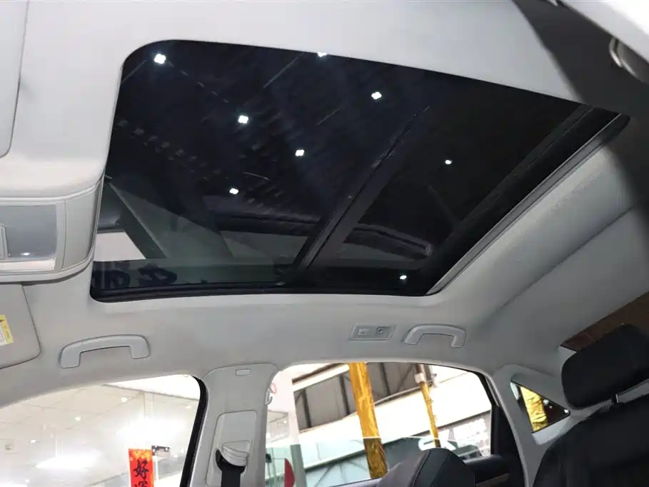 VOLKSWAGEN PASSAT 2019