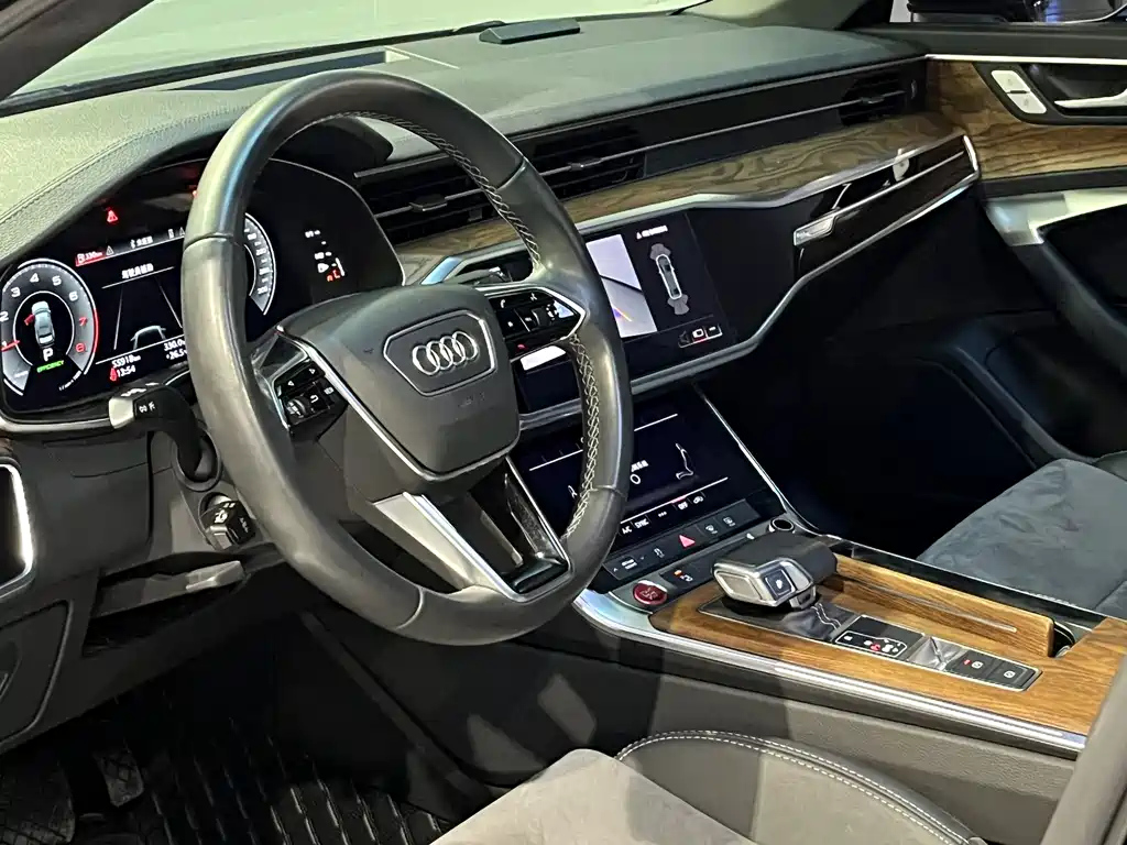 AUDI A6L 2021