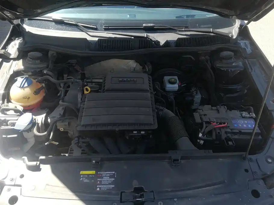 VOLKSWAGEN LAVIDA 2017