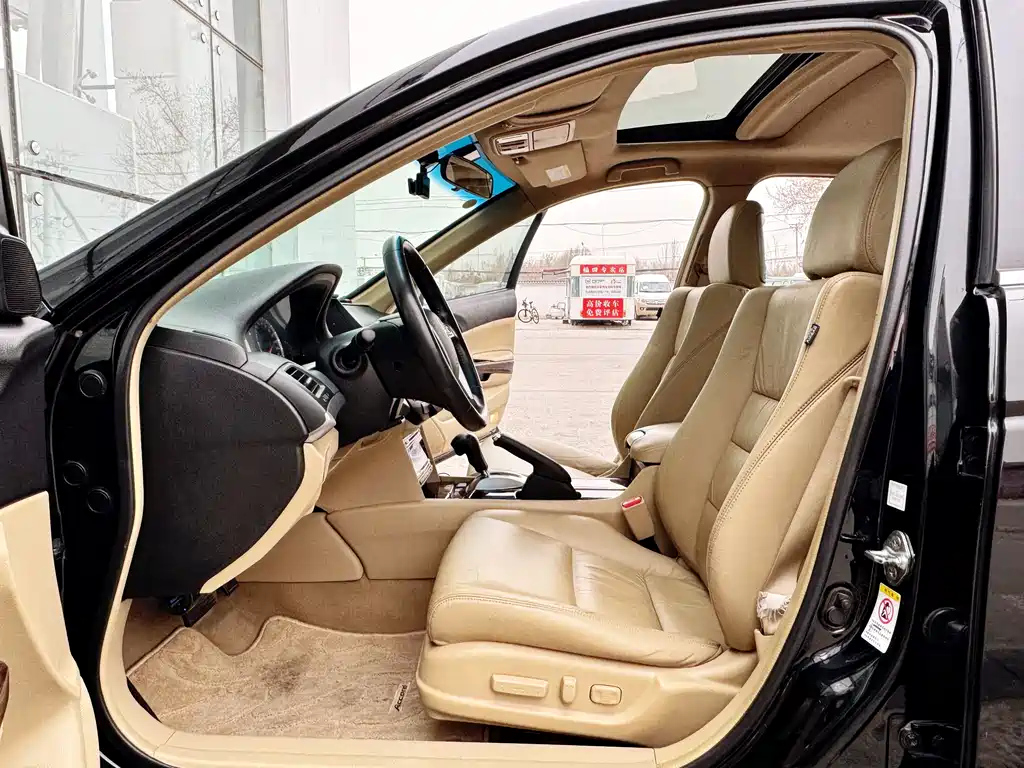 HONDA ACCORD 2010