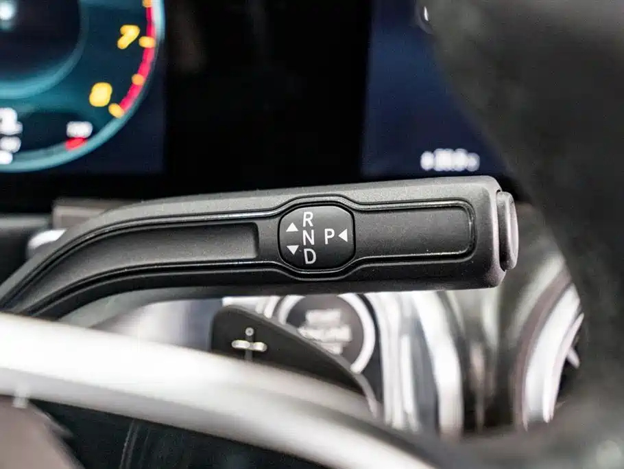 MERCEDES BENZ GLB 2021