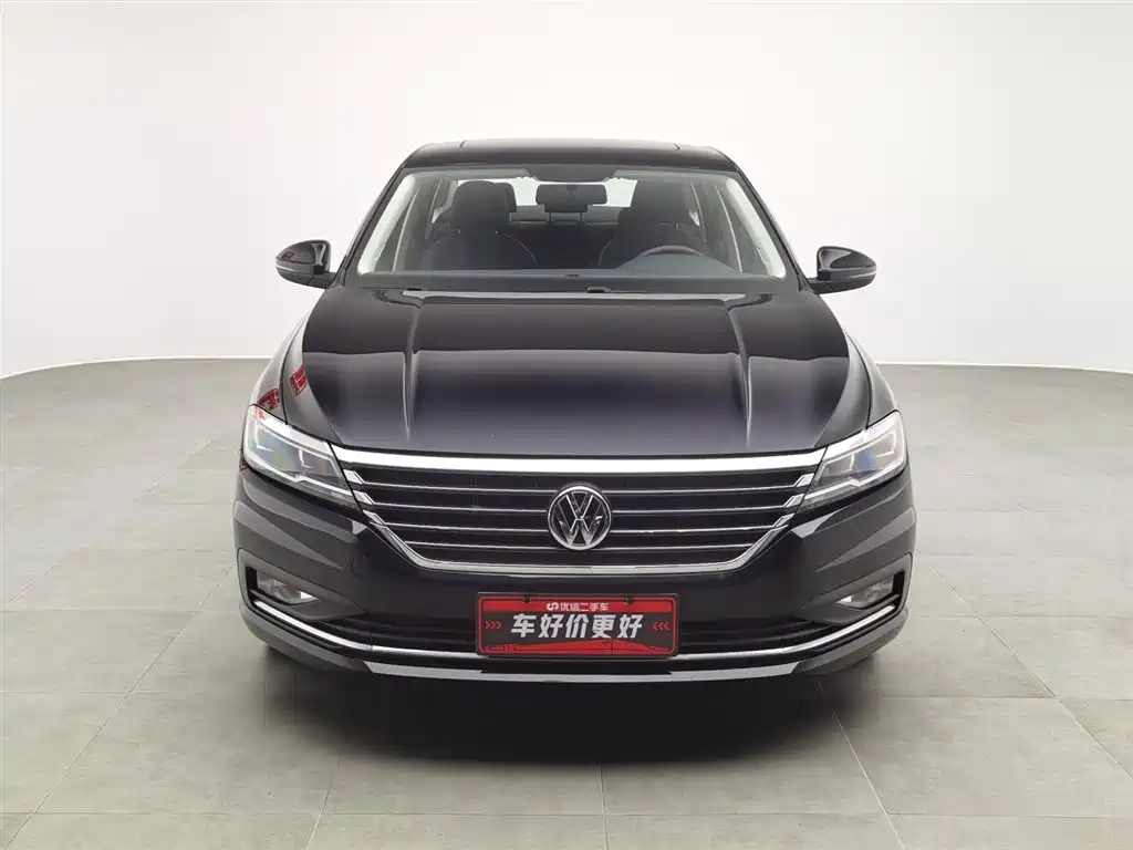 VOLKSWAGEN LAVIDA 2020