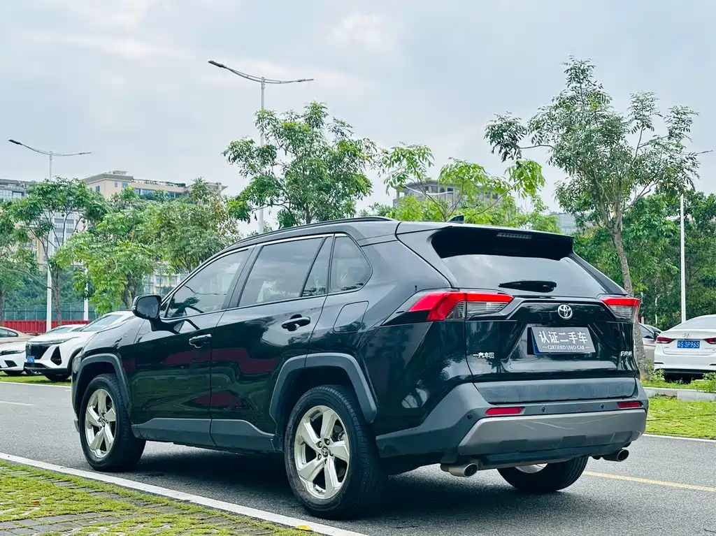TOYOTA RAV4 RONGFANG 2020