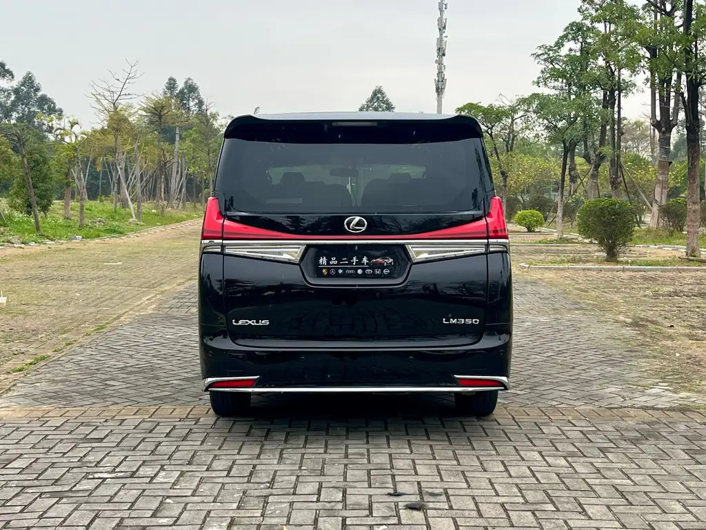 TOYOTA ALPHARD 2018