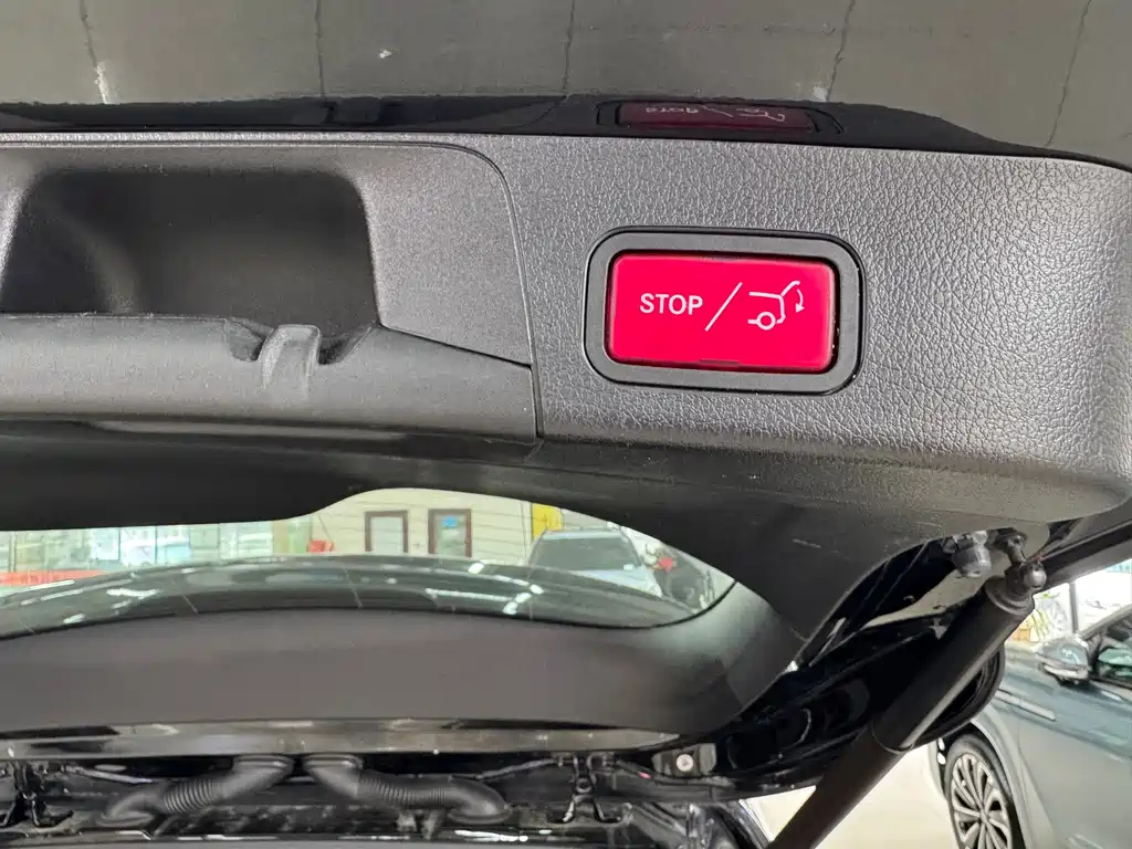 MERCEDES BENZ GLB 2022