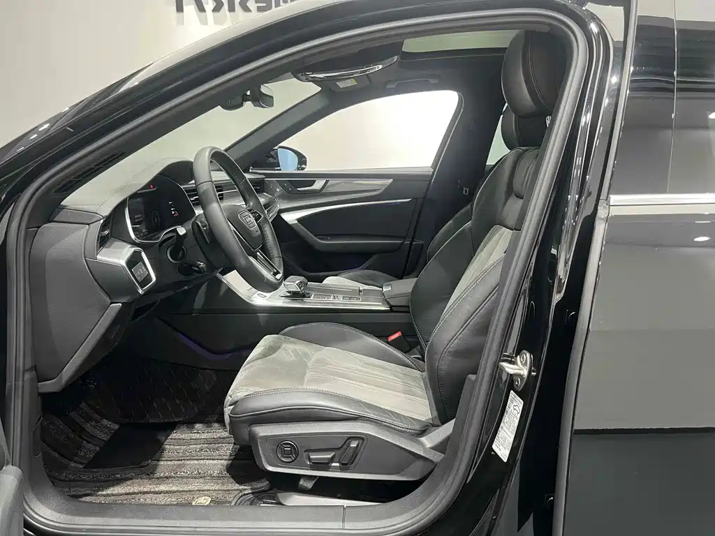 AUDI A6L 2021