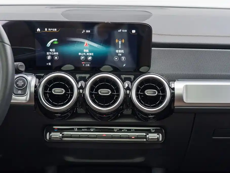 MERCEDES BENZ GLB 2022