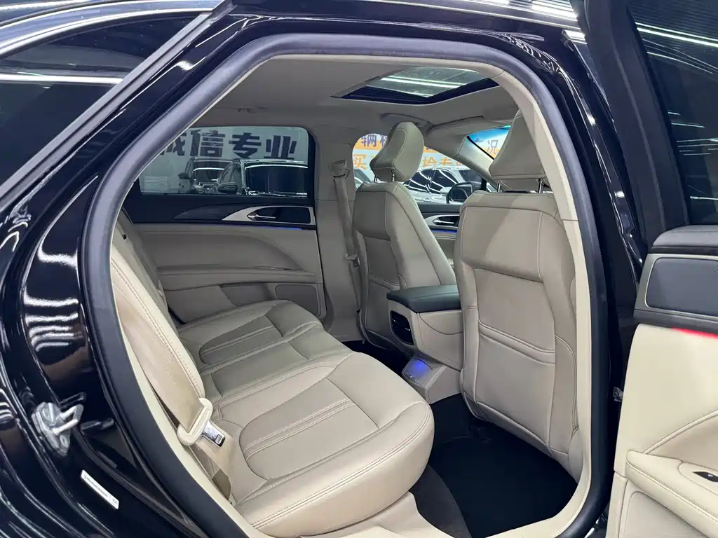 LINCOLN MKZ 2020
