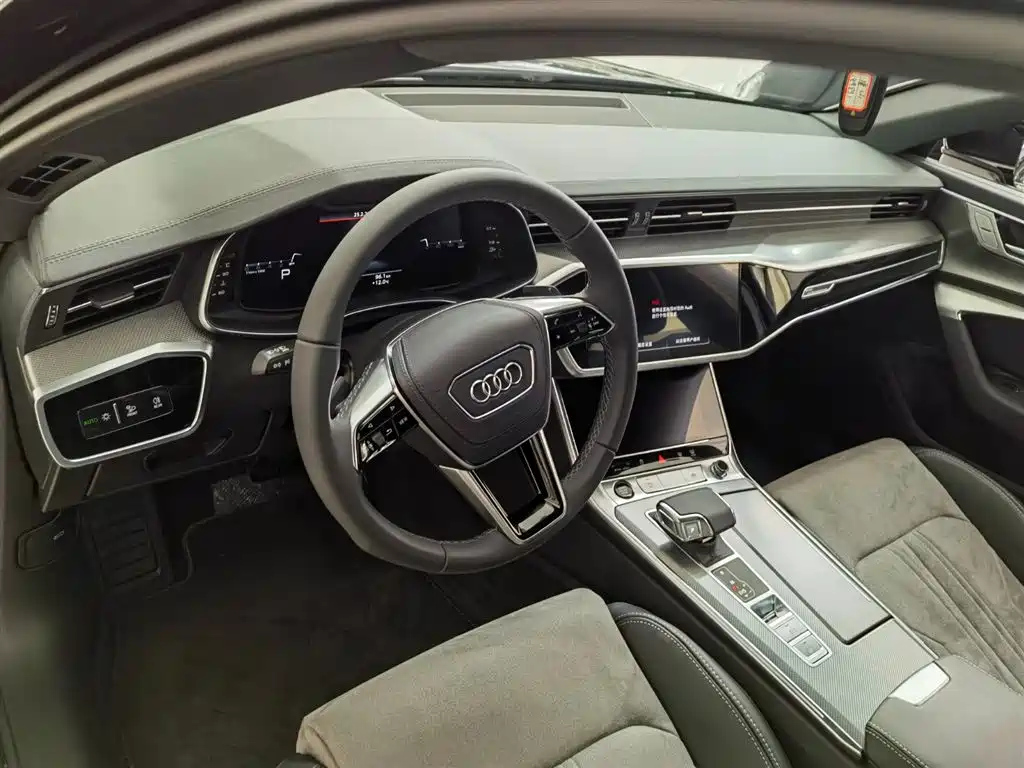 AUDI A6L 2024