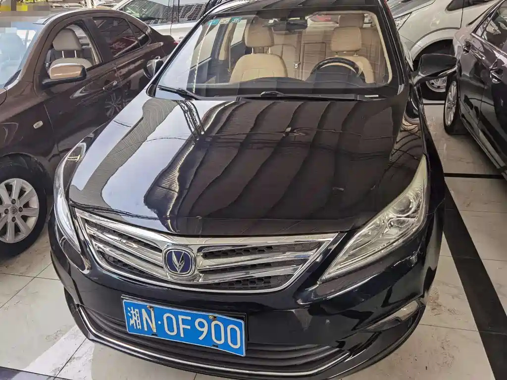 CHANGAN EADO 2016