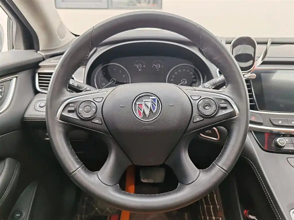 BUICK LACROSSE 2022