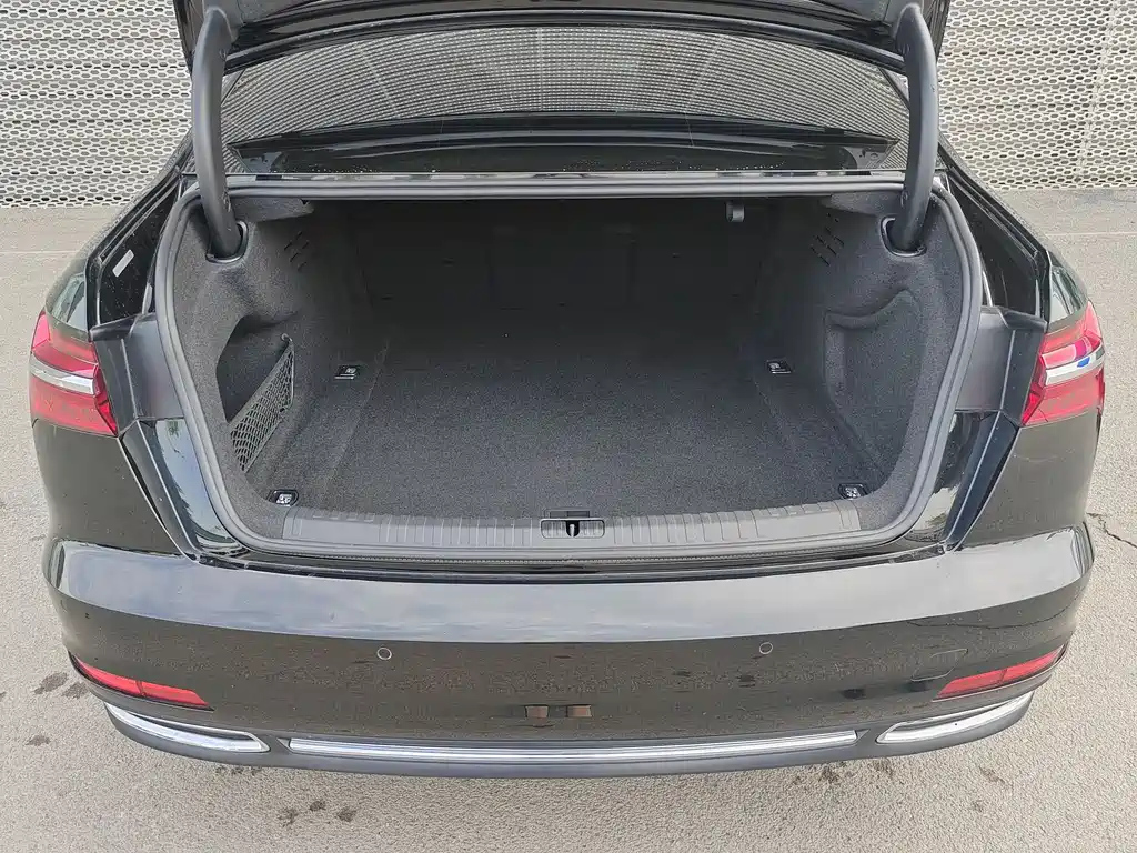 AUDI A6L 2021