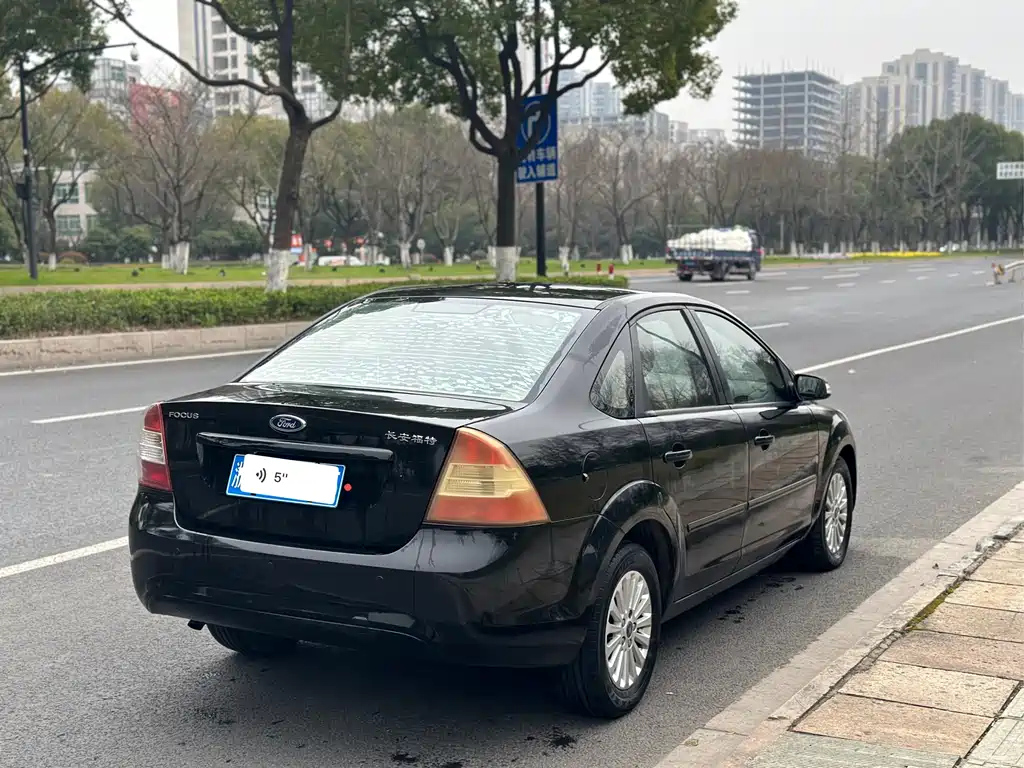 FORD FOCUS 2013