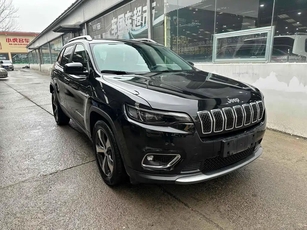 JEEP CHEROKEE 2021