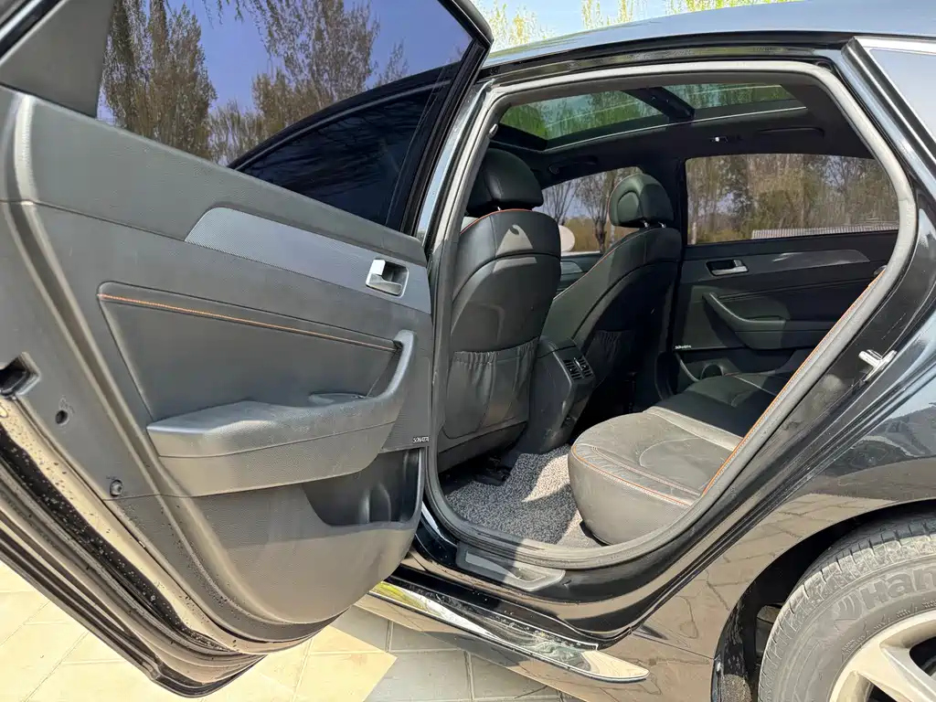 HYUNDAI SONATA 2015