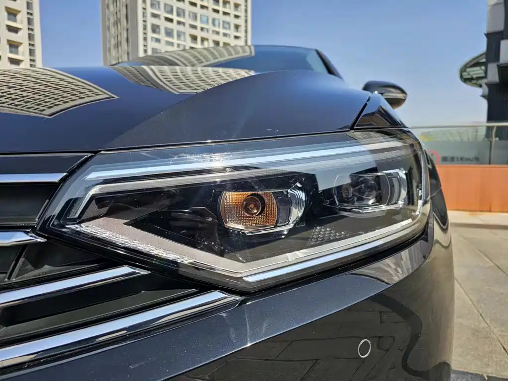 VOLKSWAGEN MAGOTAN 2022
