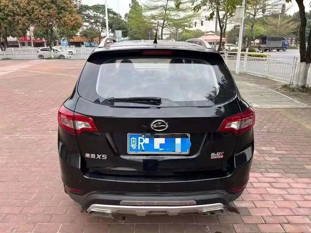 LINDWIND X5 2013