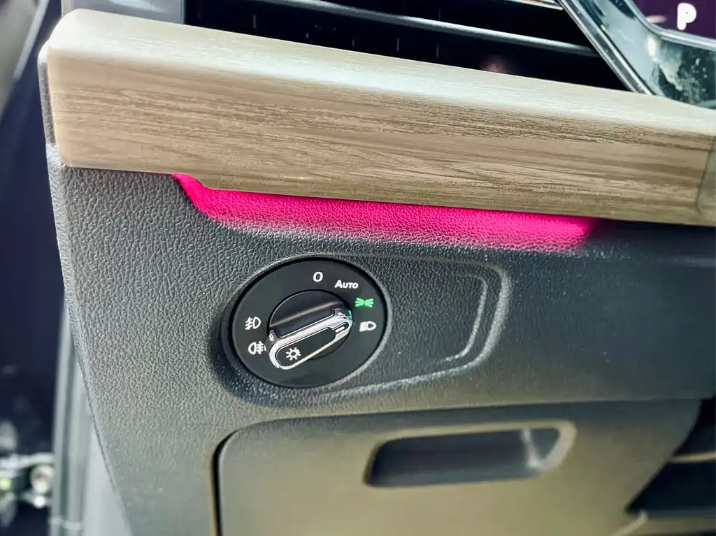 VOLKSWAGEN PASSAT 2020