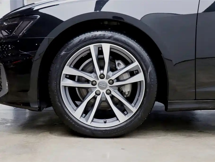 AUDI A6L 2021