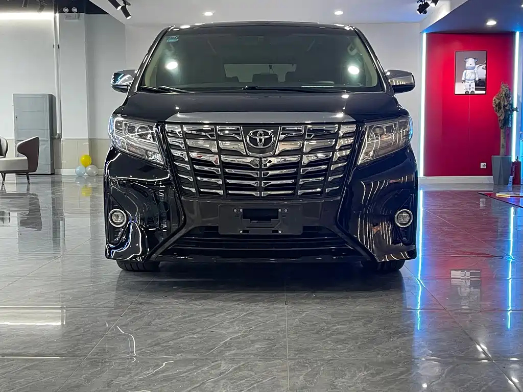 TOYOTA ALPHARD 2018