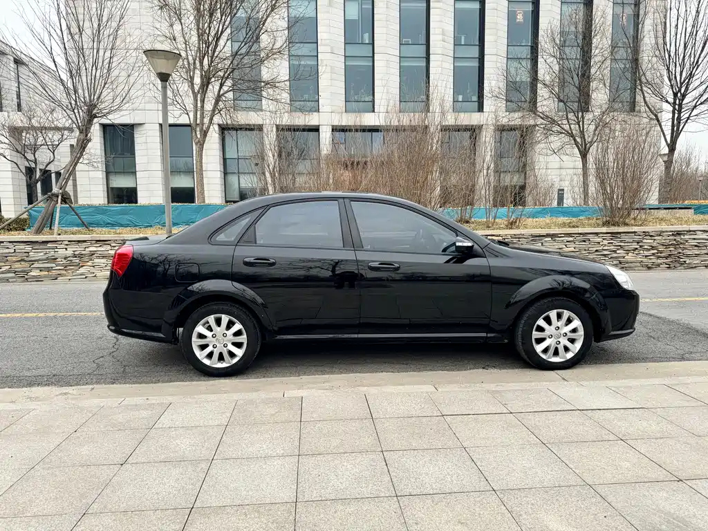 BUICK EXCELLE 2011