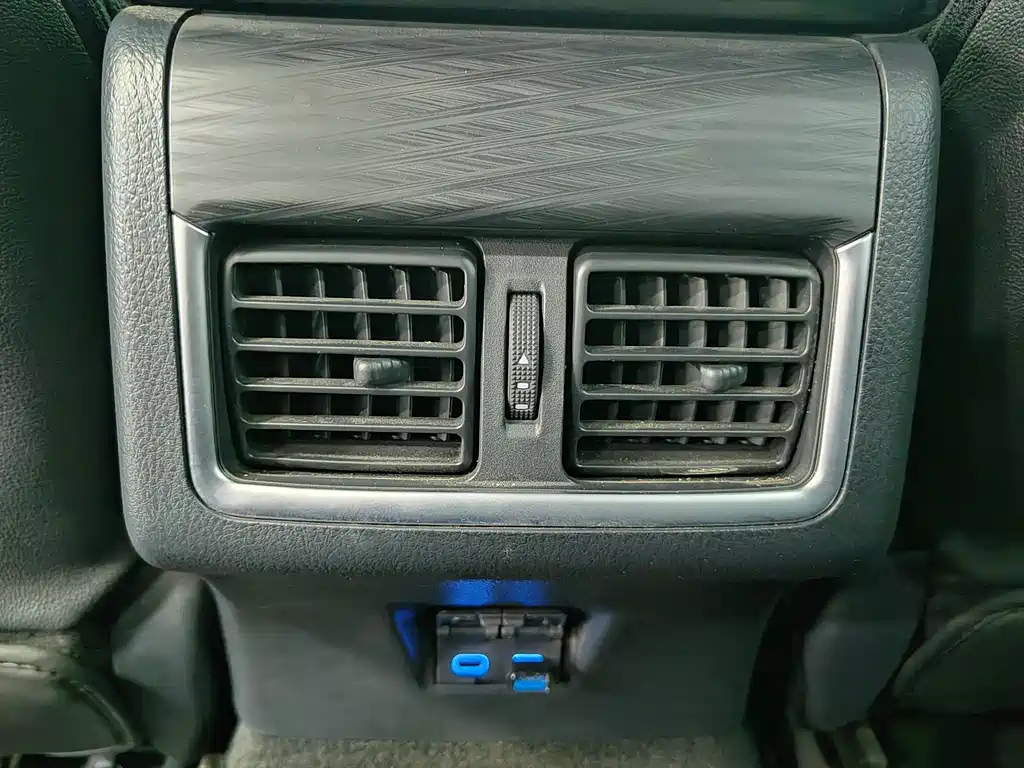 TOYOTA CAMRY 2024