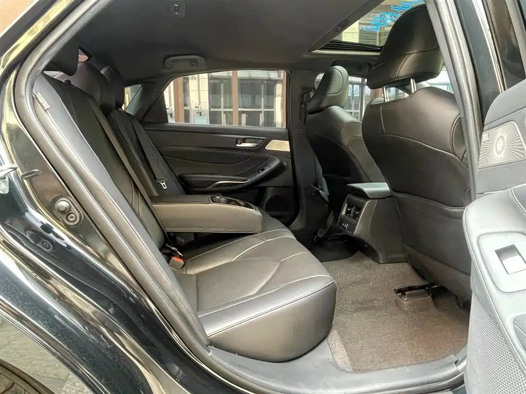 TOYOTA AVALON 2022
