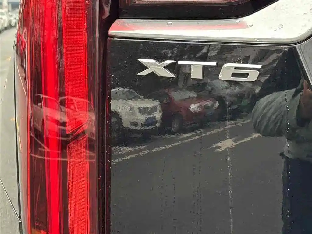 CADILLAC XT6 2022