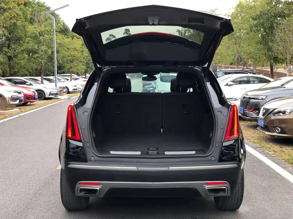 CADILLAC XT5 2020