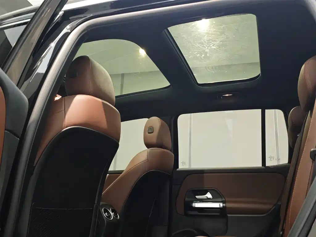 MERCEDES BENZ GLB 2022