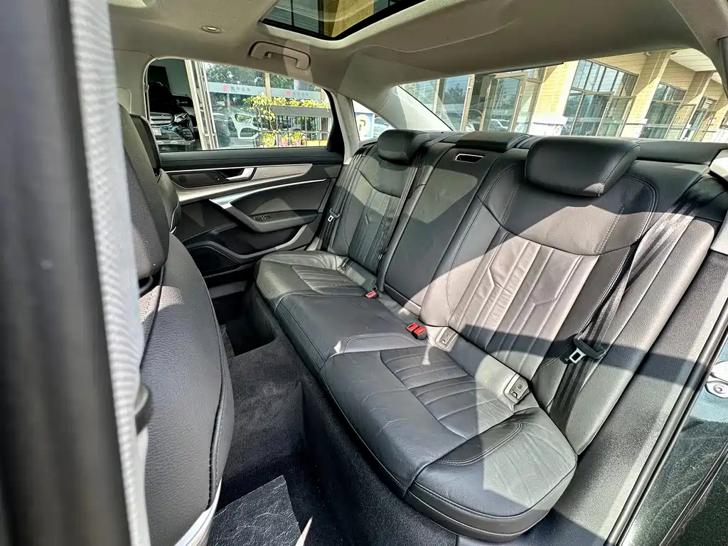 AUDI A6L 2021