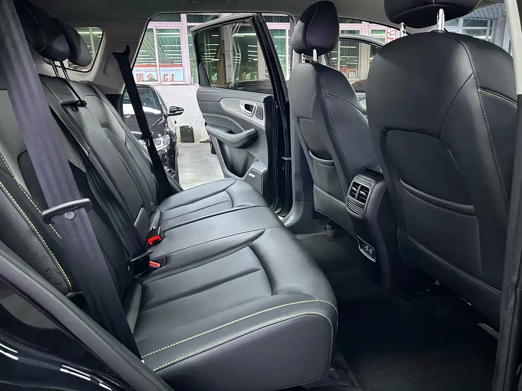 ROEWE RX5 NEW ENERGY 2020