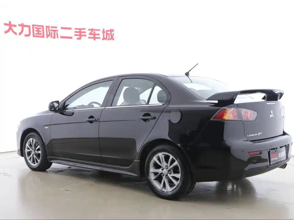 MITSUBISHI LANCER EX 2013