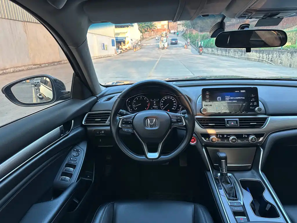 HONDA ACCORD 2020