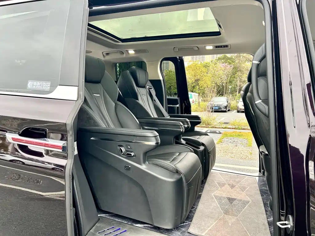 HONGQI HQ9 2023