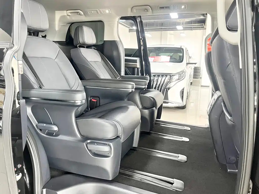 TRUMPCHI M8 2023